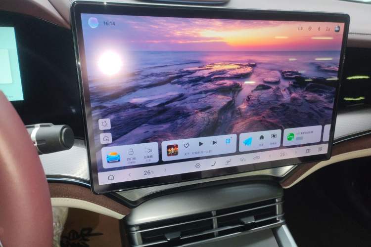 Used BYD Seal 07 DM-i 2025 DM-i 1.5L 125km Luxury Model Audio And AC Panel