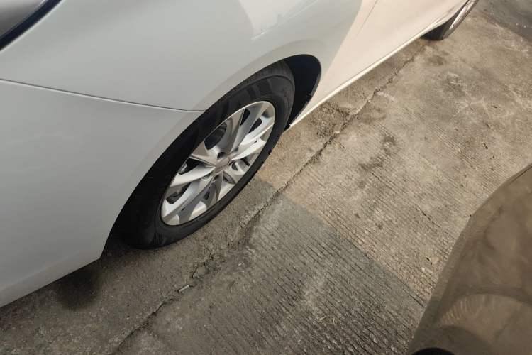 Used Roewe i5 2023 1.5L CVT Luxury Edition