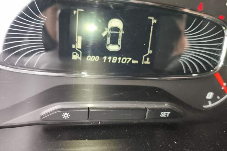 Used Baojun 510 2017 1.5L Manual Fashion Model
