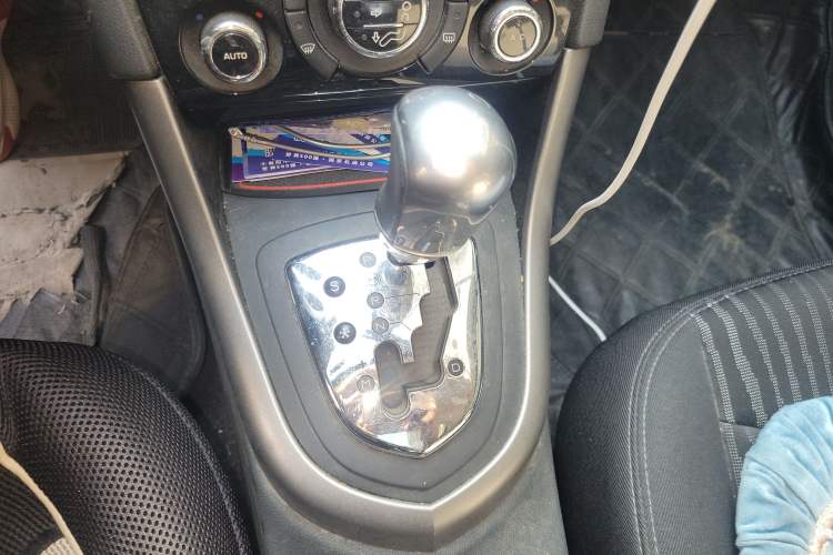 Used Peugeot 408 2013 2.0L Automatic Luxury Edition
