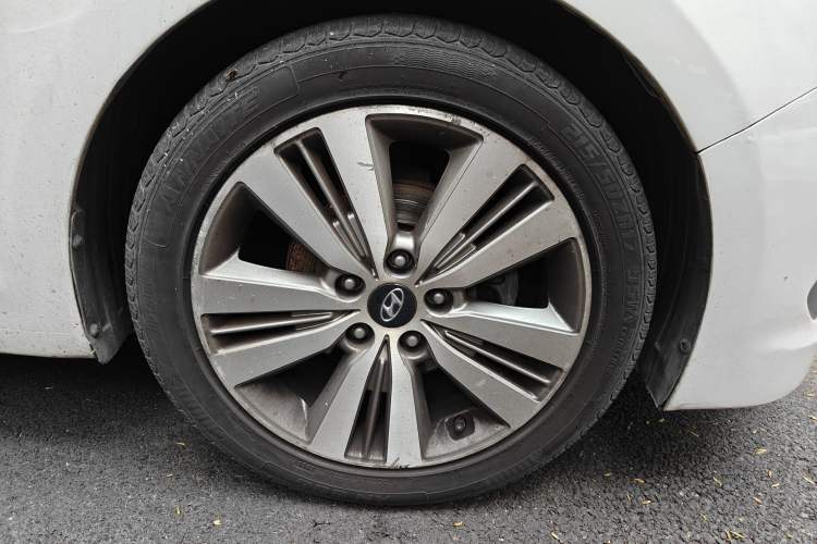 Used Hyundai Mistra 2014 1.8L Automatic Smart GLS