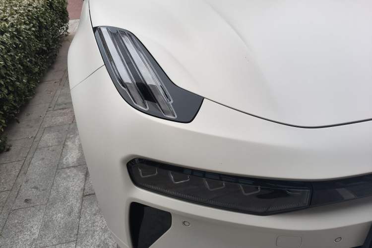 Used Zeekr 001 2025 WE Edition 95 kWh All-Wheel Drive
