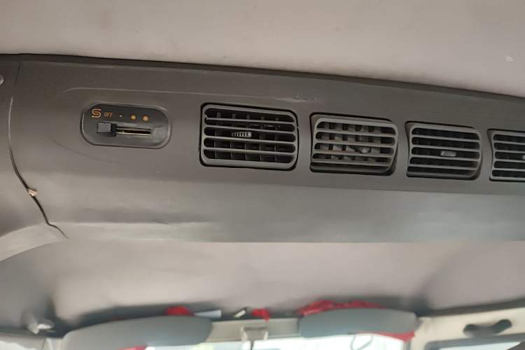 Used Wuling Zhiguang 2010 1.0L New Version Practical Edition with Short Body