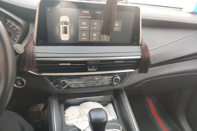 Used SAIC MAXUS D90 2017 2.0T Automatic All-Wheel Drive Sirius