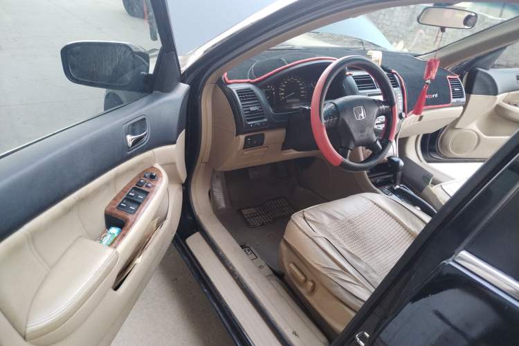 Used Honda Accord 2006 2.4L Luxury Edition