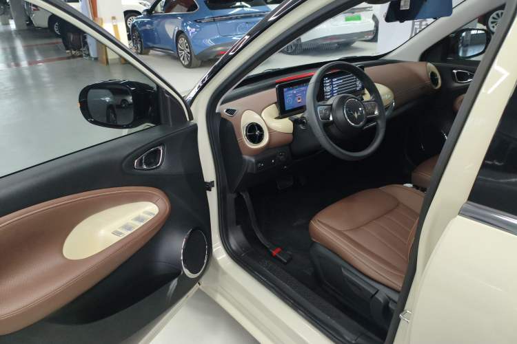 Used Wuling Bingo 2023 333km Enjoy+ Version
