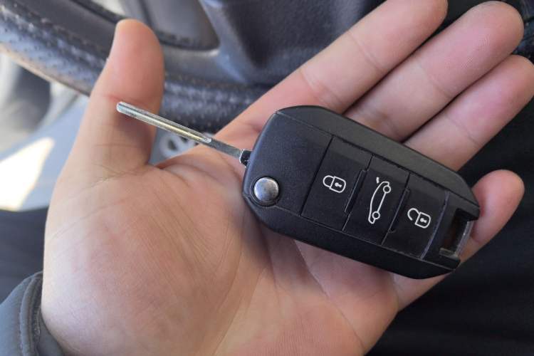 Used Peugeot 301 2014 1.6L Manual Comfort Edition
