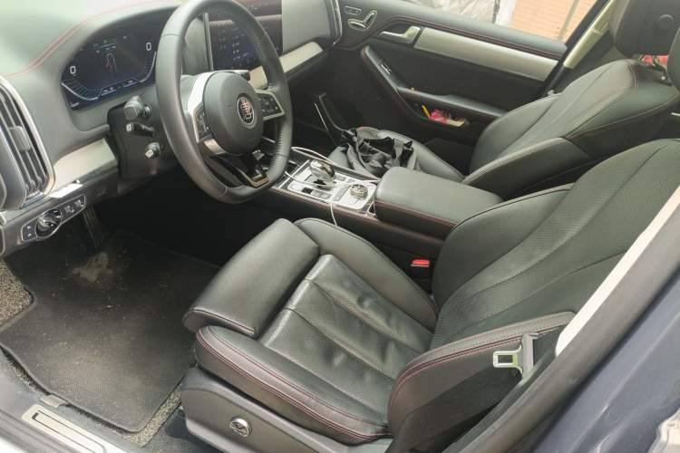 Used BYD Tang New Energy 2018 DM 2.0T All-Wheel Drive Smart Connect Elite 7-Seater China V Emission Standard
