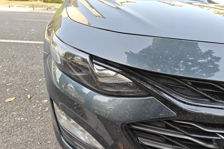 Used Chevrolet Malibu XL 2019 Redline 550T Automatic Sport Edition Right Front Headlight