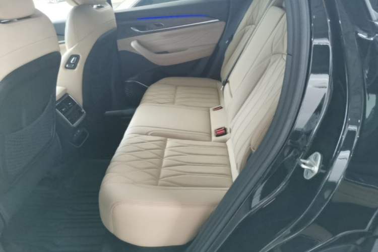 Used Geely Auto Monjaro L 2025 Dongfang Yao 2.0TD Automatic Lanxing Edition
