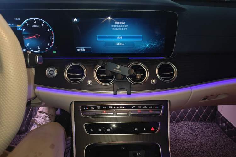 Used Mercedes-Benz E-Class 2022 E 300 L Sport Luxury Edition Audio And AC Panel