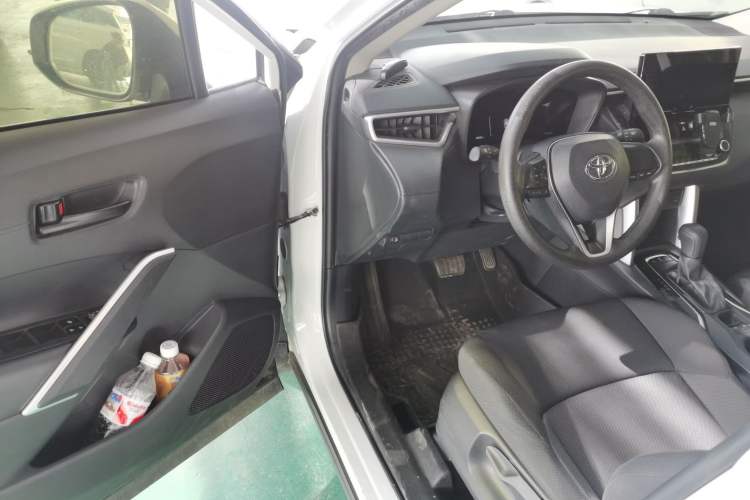 Used Toyota FRONTLANDER 2023 2.0L CVT Elite Edition