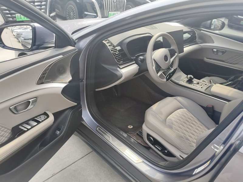 Used BYD Han 2024 EV Glory Edition 605KM Front-Wheel-Drive Premium Model — 15