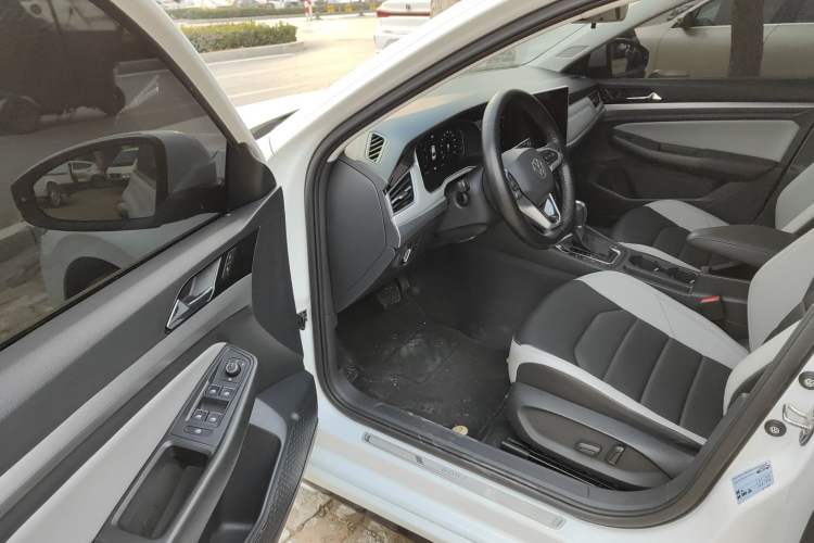 Used Volkswagen Bora 2024 300TSI DSG Prestige Edition
