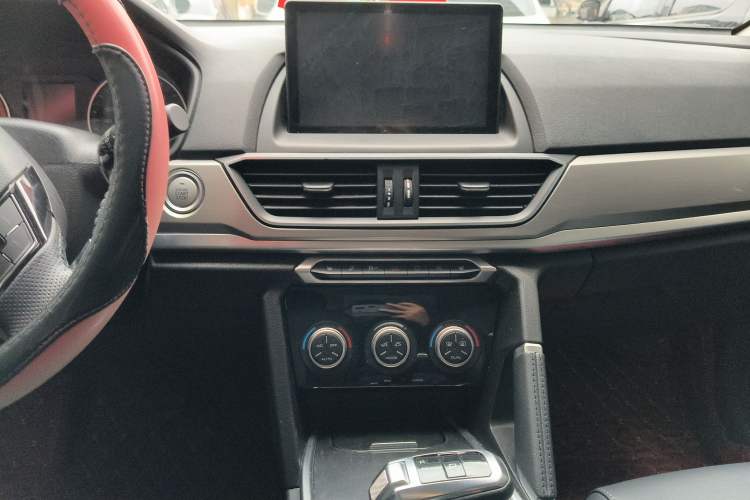 Used Haval H6 2021 Sport Edition 1.5T Automatic Elite Smart Connectivity Model U-Shape Grille
