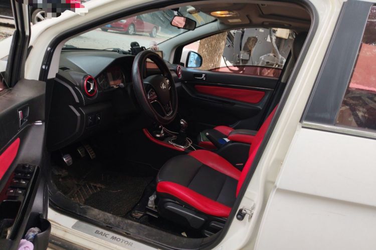 Used BAIC Senova X25 2015 1.5L Manual Elite Edition
