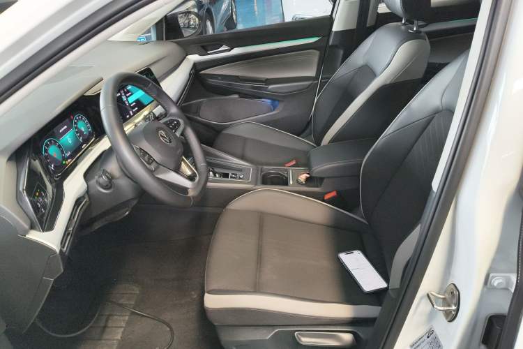 Used Volkswagen Golf 2021 280TSI DSG Pro First Edition Left Front Seat