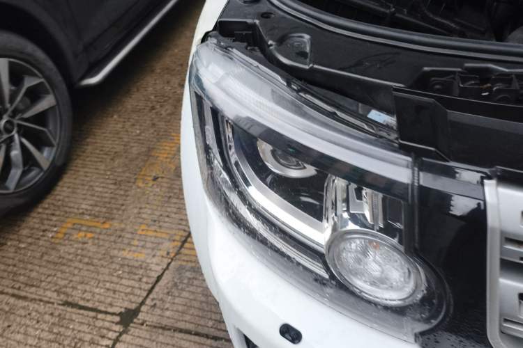 Used Land Rover Discovery 2014 3.0 SC V6 HSE Luxury