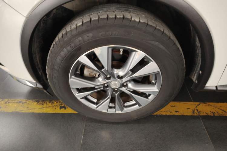 Used Nissan Murano 2021 2.5L XL Two-Wheel Drive Smart Connect Luxury Edition