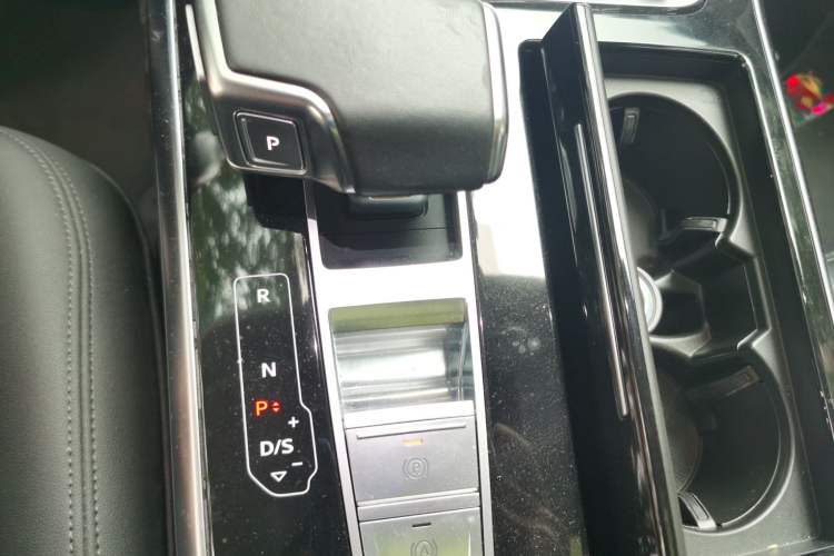 Used Audi Q7 2020 55 TFSI quattro S line sports model