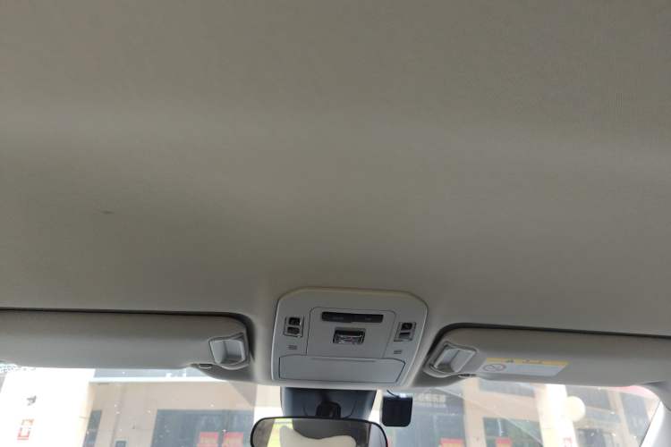 Used Toyota Highlander 2024 2.5L Smart Electric Hybrid Dual-Engine Two-Wheel Drive Elite Version 7 Seats Headliner