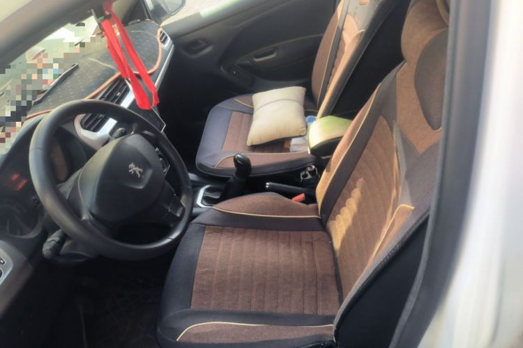 Used Peugeot 301 2016 1.6L Manual Comfort Edition
