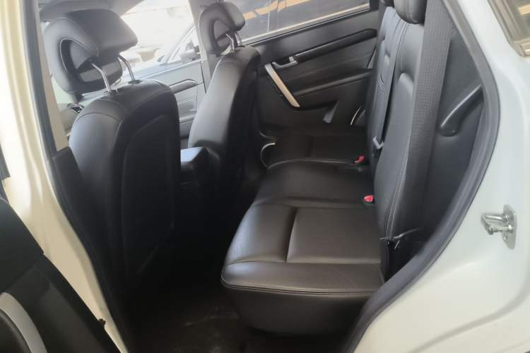 Used Chevrolet Captiva 2014 2.4L Two-Wheel Drive Urban Version 7 Seats
