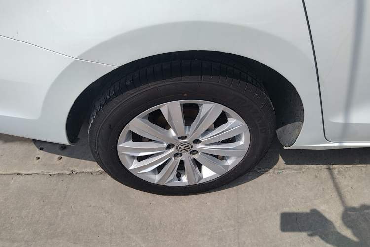 Used Volkswagen Bora 2019 Facelift Bora·Legend 1.5L Automatic Fashion Edition China VI Standard Right Rear Wheel Hub