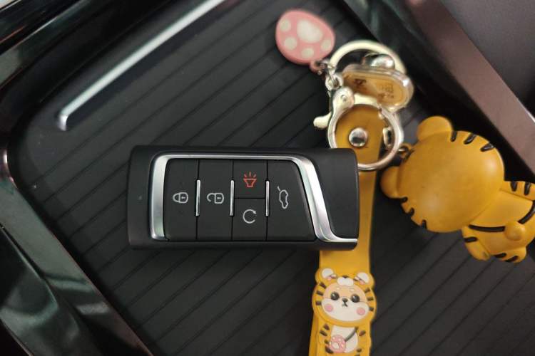 Used GAC Trumpchi M6 2023 PRO 270T DCT Luxury Edition Interior 1