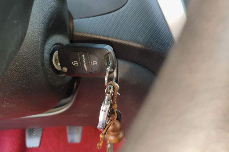 Used Hyundai Verna Ray 2014 1.4L Manual GLX