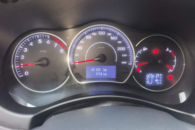 Used Renault Koleos 2013 2.5L Two-Wheel Drive Comfort Edition