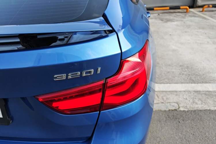 Used BMW 3 Series GT 2017 320i M Sport
