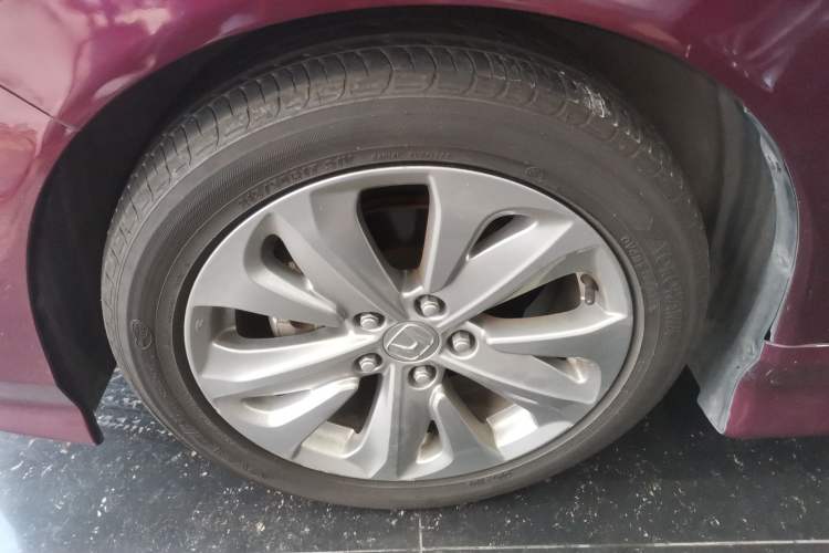 Used Honda Jade 2017 1.8L automatic Comfort version 5 seats
