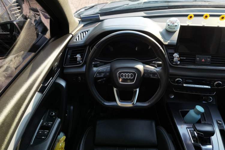 Used Audi Q5L Sportback 2021 40 TFSI Fashion Model
