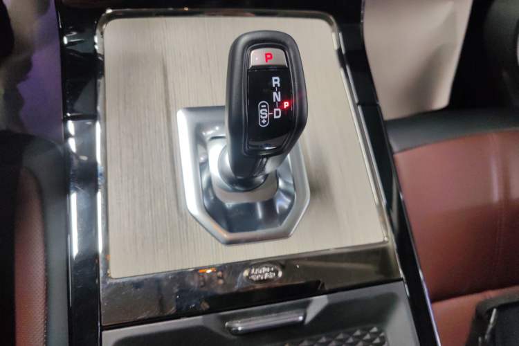 Used Land Rover Range Rover Evoque New Energy 2022 Aurora L P300e Plug-in Hybrid Electric Version