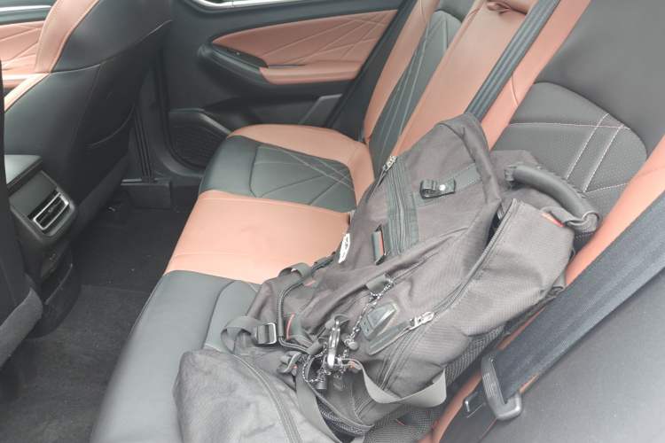 Used CHANGAN Eado 2022 PLUS Blue Whale NE 1.4T GDI DCT Flagship Edition Left Rear Seat