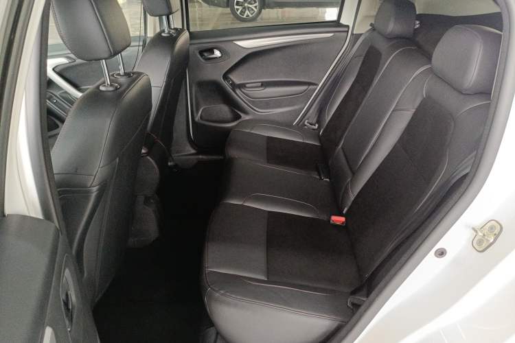 Used Citroen C3-XR 2015 1.6L Automatic Fashion Model Left Rear Seat