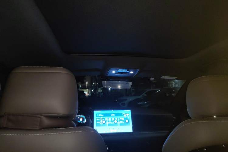 Used BYD Han 2021 EV Standard Range Luxury Model Headliner