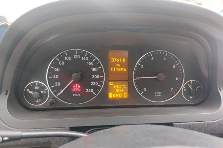 Used Mercedes-Benz A-Class 2011 A 160 Odometer Close Up