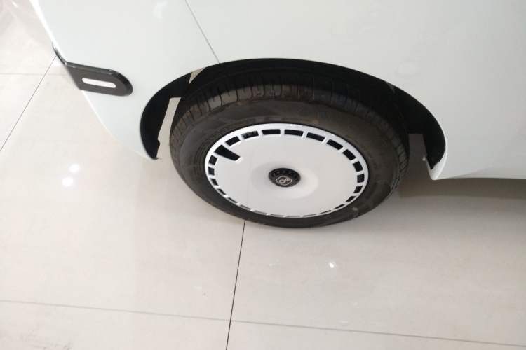 Used Chery QQ Ice Cream 2024 Edition Youth Version 205km Sundae