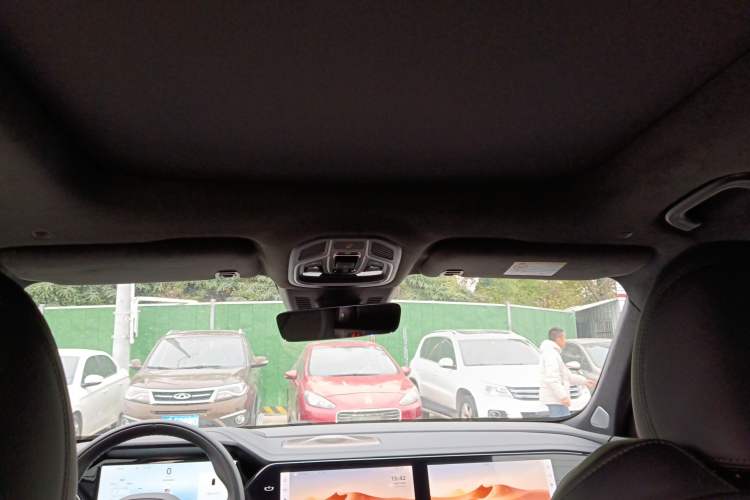 Used Geely Auto Monjaro L 2024 2.0TD High-Power Automatic Two-Wheel Drive Skyline Edition
