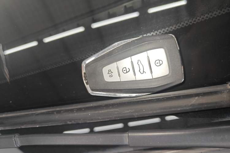 Used Geely Auto Emgrand 2021 UP 1.5L Manual Luxury Model