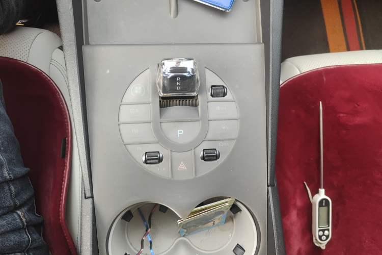 Used BYD Seal 06 New Energy 2024 DM-i 80KM Luxury Model Gear Lever