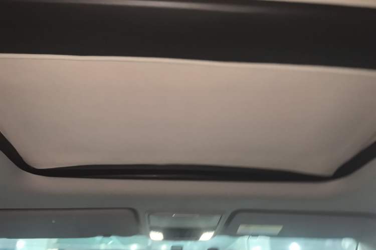 Used Honda CR-V 2017 240TURBO CVT Front-Wheel Drive Fashion Edition
