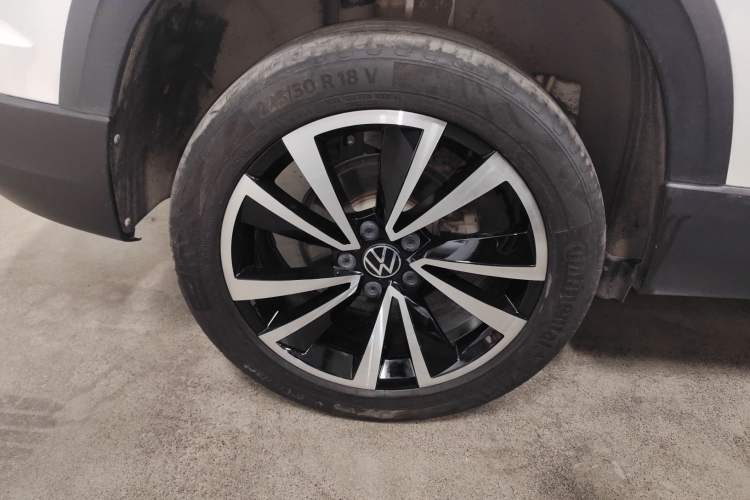 Used Volkswagen Tharu 2021 280TSI Two-Wheel-Drive Luxury Plus Edition
