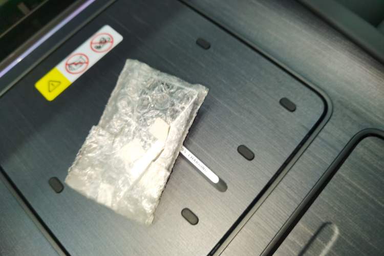 Used Avatr 12 2025 Updated Ultra All-Electric Four-Wheel Drive Interior 1