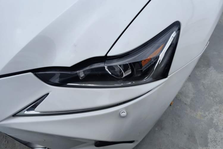 Used Lexus IS 2017 300 FENGSHANG Edition
