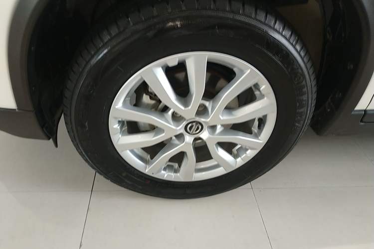 Used Nissan X-Trail 2023 Classic 2.0L Two-Wheel Drive Smart Connect & Comfort Edition