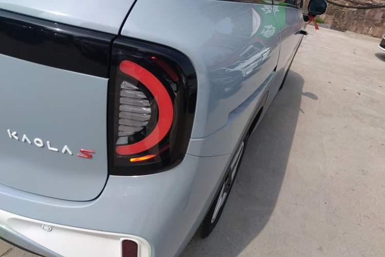 Used ARCFOX Kaola S 2024 AIR Right Rear Taillight