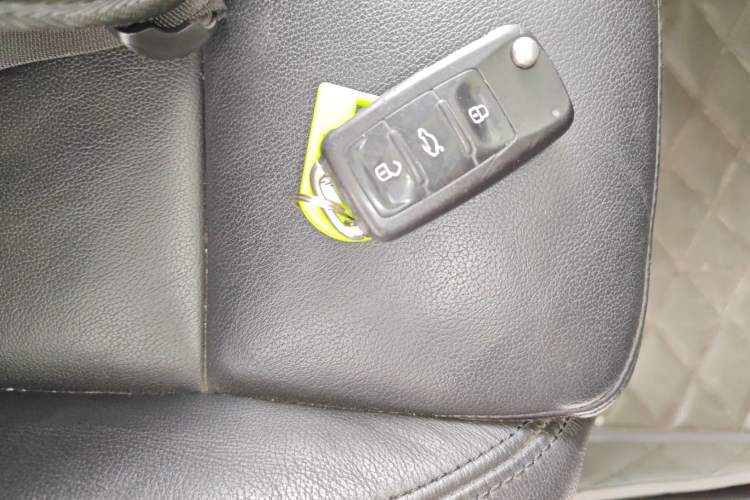 Used Volkswagen Golf 2011 1.4TSI Cross Golf Vehicle Key